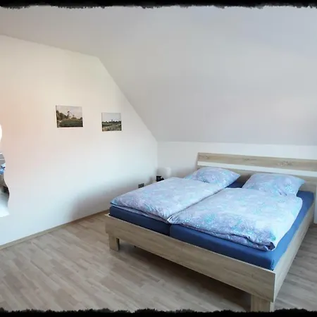 Apartment Haus Pilsumer Deichblick Krummhoern